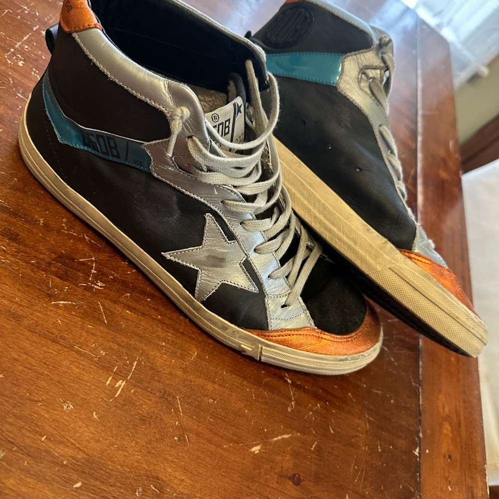 Genuine Golden Goose Deluxe Brand Men's Black and Silver Sneakers